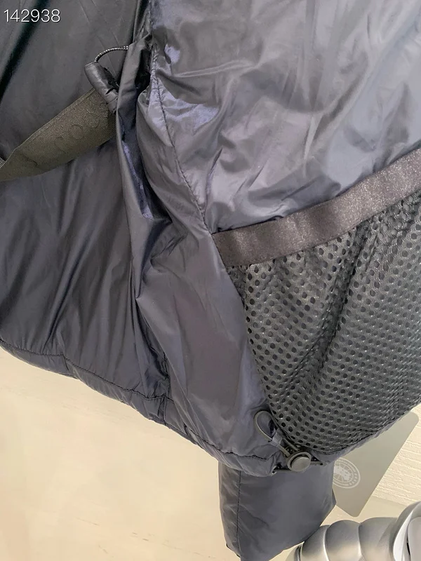 Canada Goose S-XL 26yr51 (14)